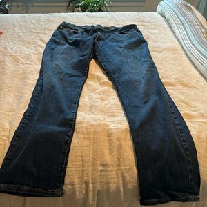 Lucky Brand 412 Athletic Slim 34/32 like new